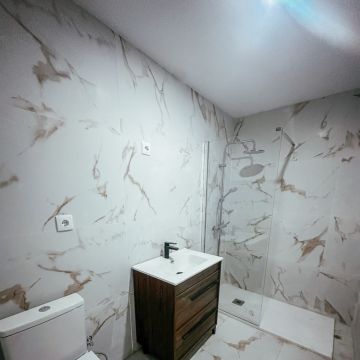Smooth Profile - Gondomar - Dachbau oder -austausch