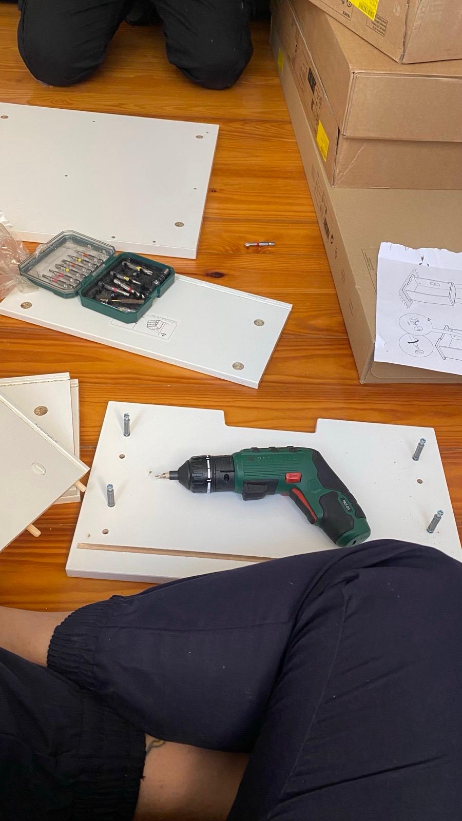 Johnathan silva - Vila Franca de Xira - Crib Assembly