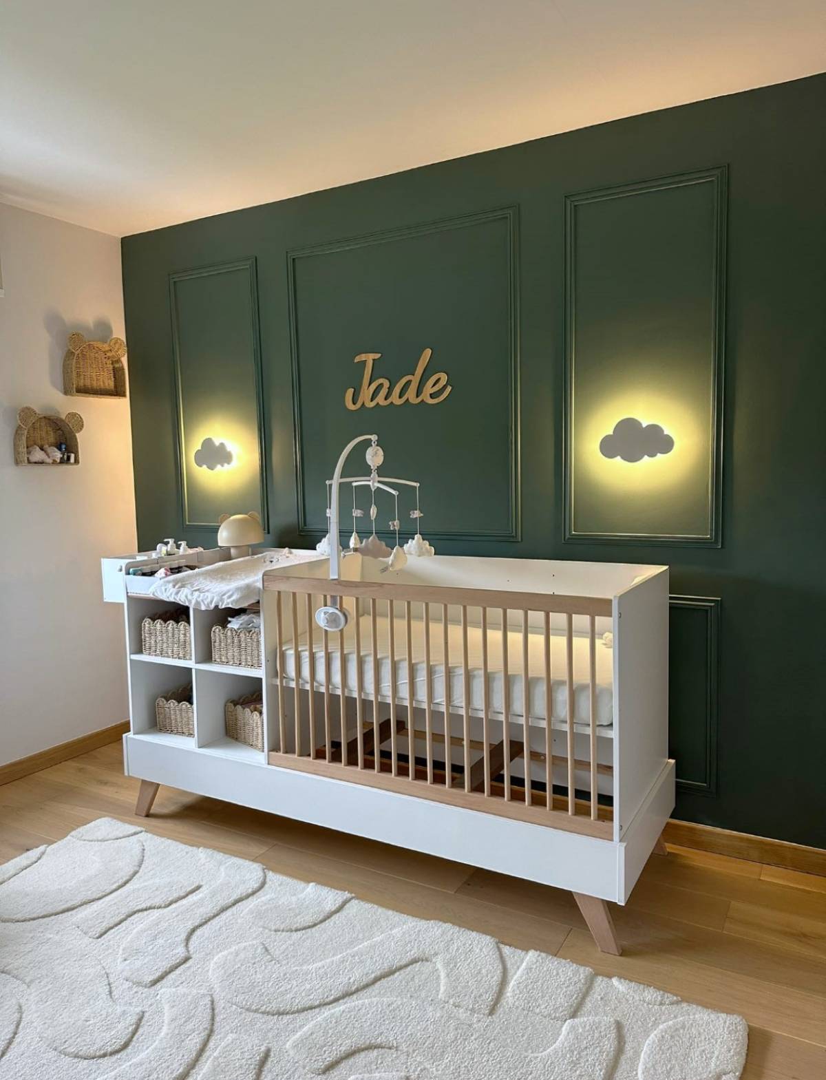 Maison Altana - interior design - Sines - Bilder aufhängen und Kunstinstallationen anbringen
