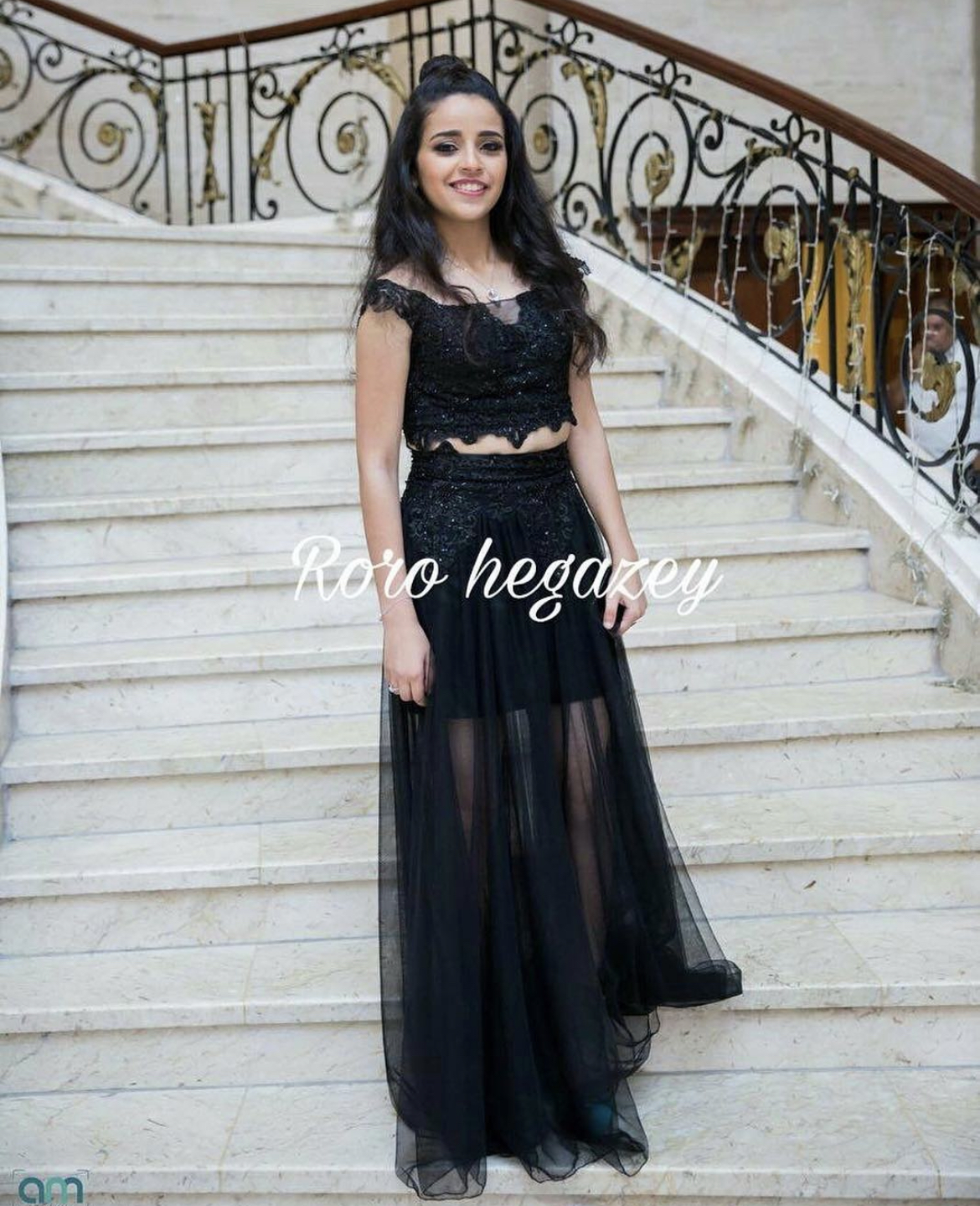 Roro hegazy - Porto - Custom Clothes Design