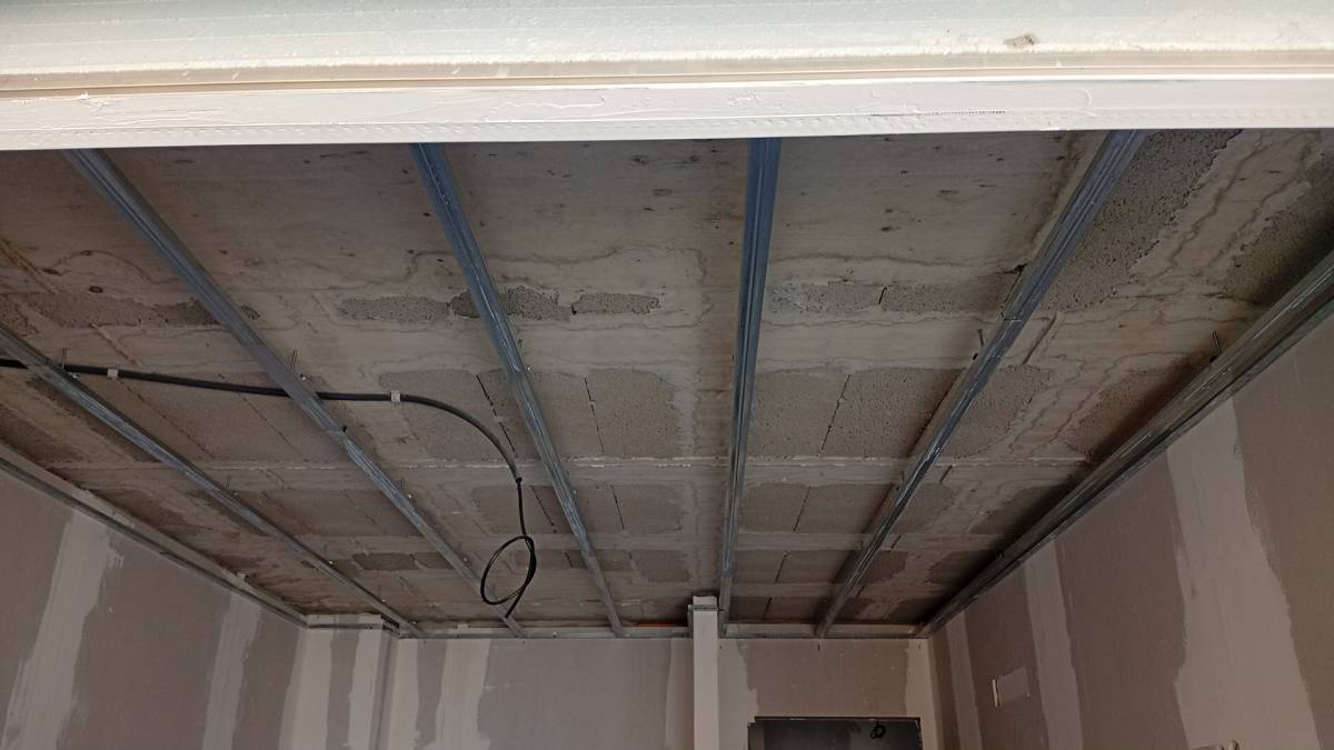 MfsDrywall - Viseu - Trockenbau und Aufhängen von Trockenbauwänden
