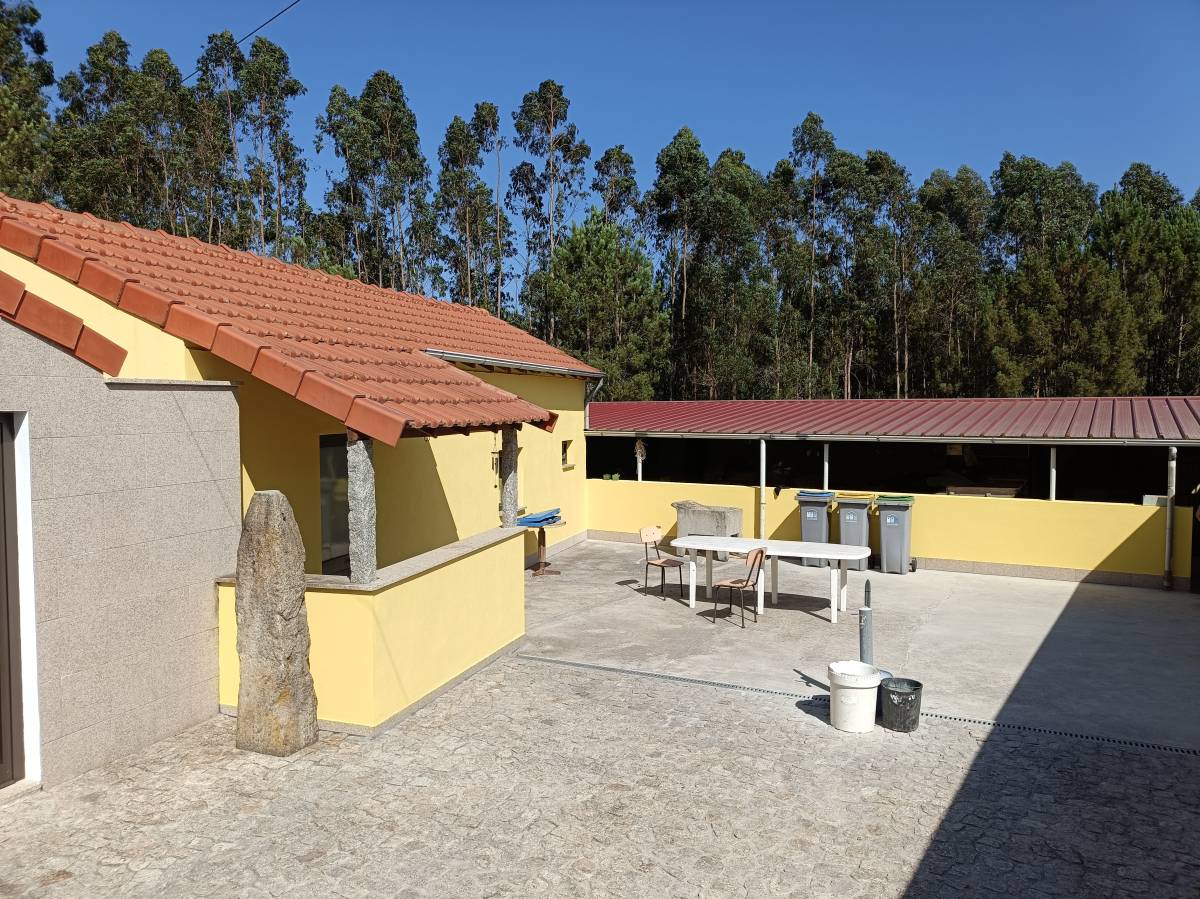 reformas& remodelações - Santa Maria da Feira - Reparación o mantenimiento de tejados