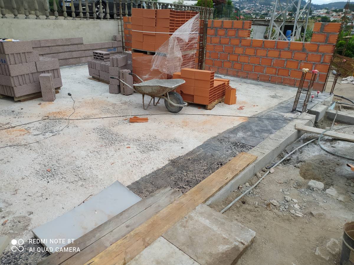 Construçoes Jorge Rocha - Barcelos - Caulking