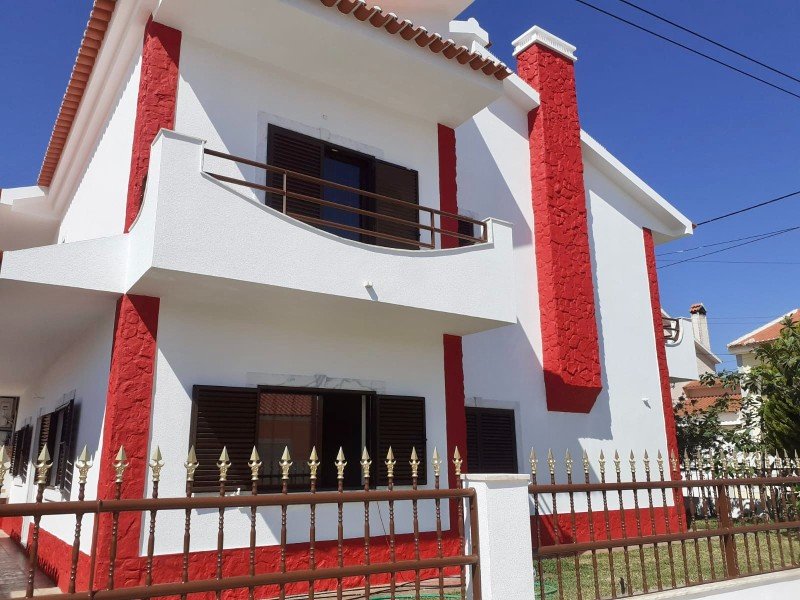 Mestre Urbano - São João da Madeira - Peinture extérieure