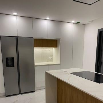 Sr.7Oficios - Guimarães - Instalación de suelos de baldosas o piedras