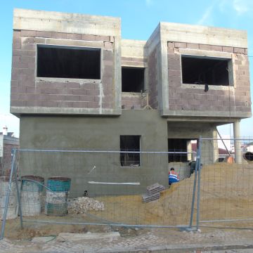 Retrospetiva D´Azul Construções - Seixal - Abrissarbeiten