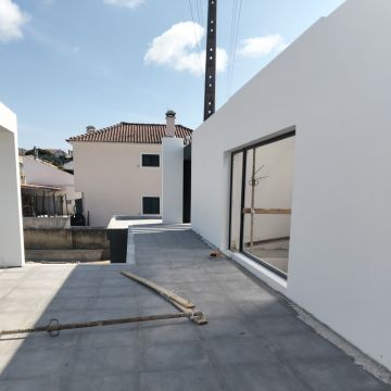 Retrospetiva D´Azul Construções - Seixal - Hausumbau