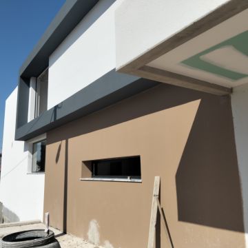 Retrospetiva D´Azul Construções - Seixal - Müllbeseitigung