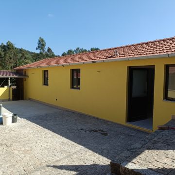 reformas& remodelações - Santa Maria da Feira - Instalación o reemplazo de tejados