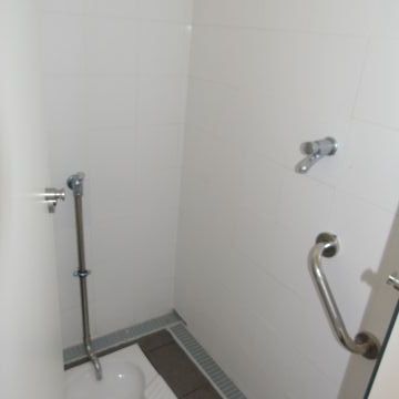 Retrospetiva D´Azul Construções - Seixal - Abgehängte Decke