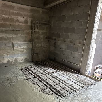 Muhammad - Seixal - Floor Tiling