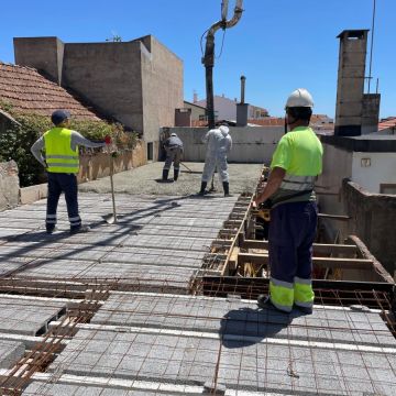 Figueira house renovations - Figueira da Foz - Enlèvement de souches d’arbres