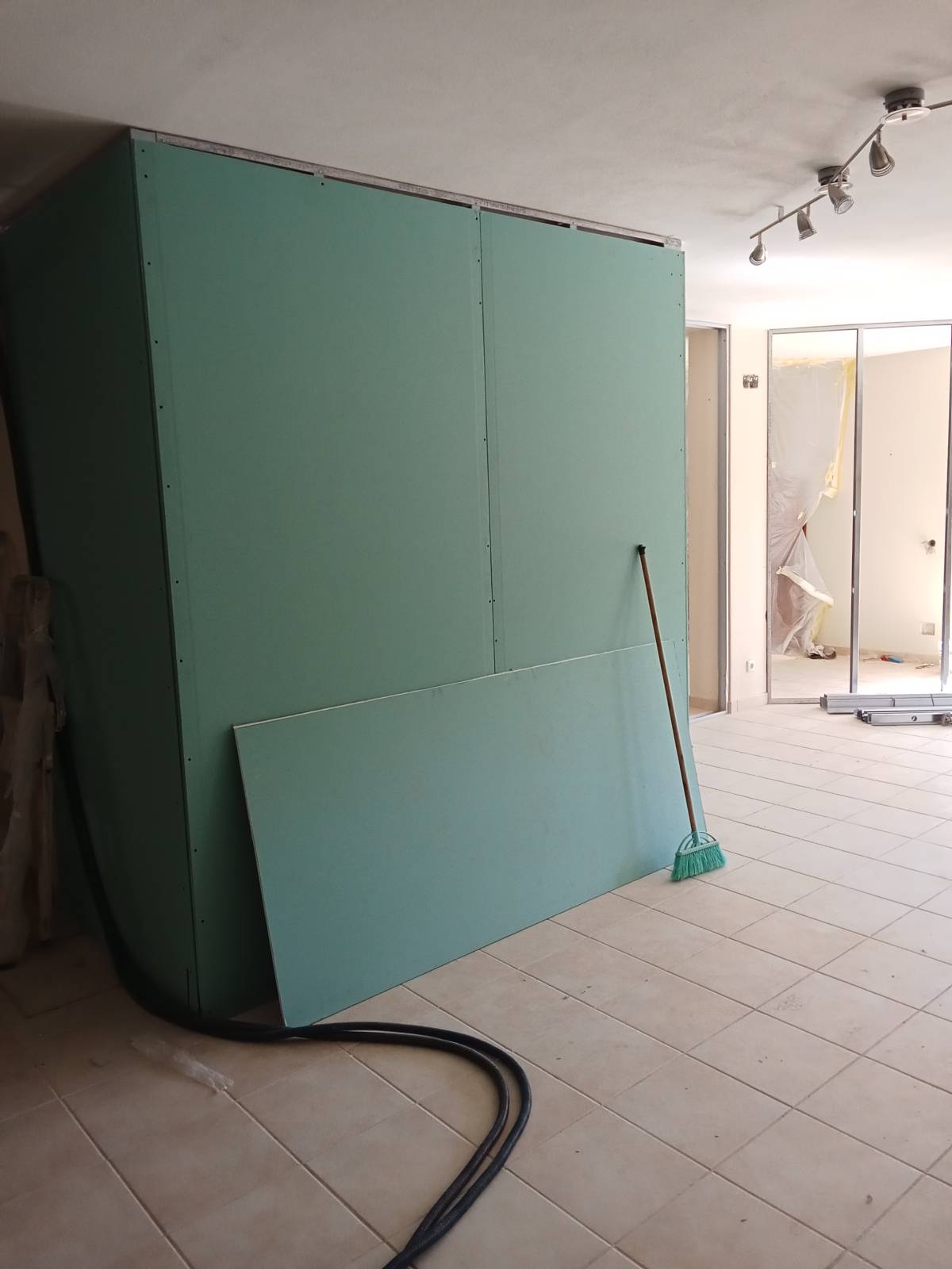 A.Dias - Lagos - Construção de Parede Interior