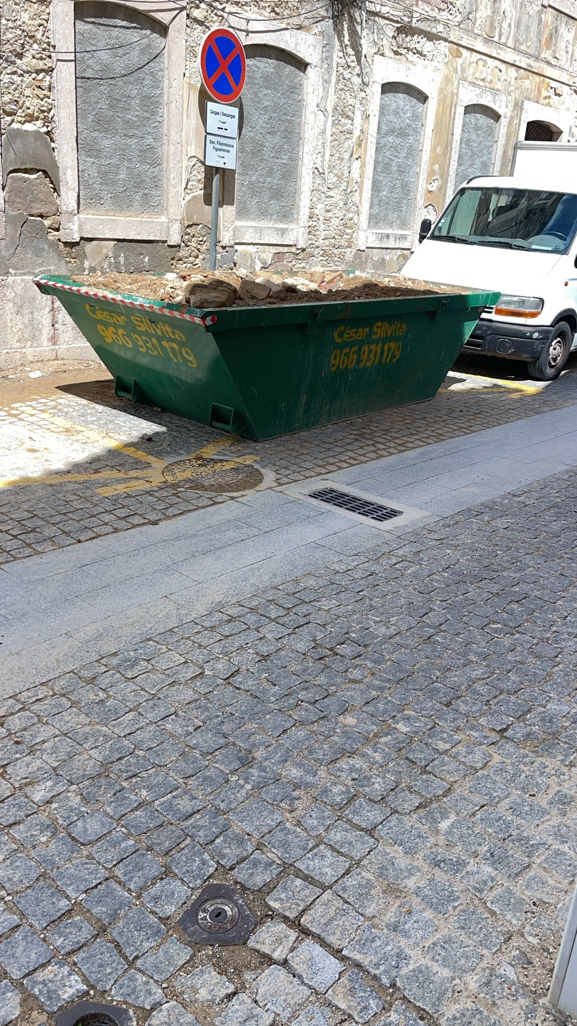 Renan&Andrade - Figueira da Foz - Instalación de suelos de baldosas o piedras