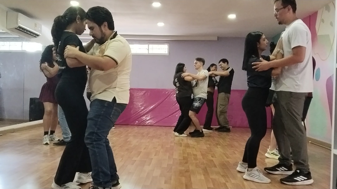 Rowelito - Porto - Tango Tanzunterricht