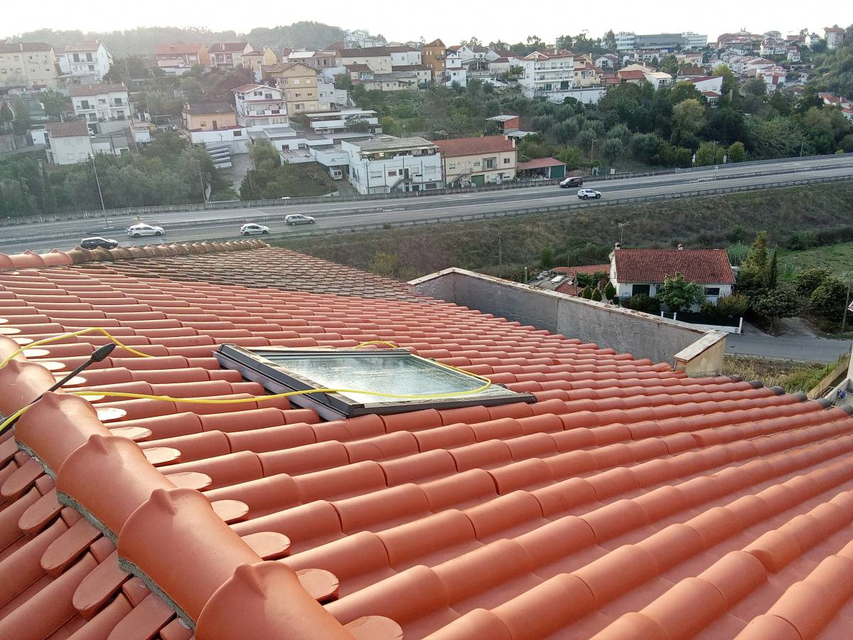 Lx Telhados - Almada - Limpeza de Telhado