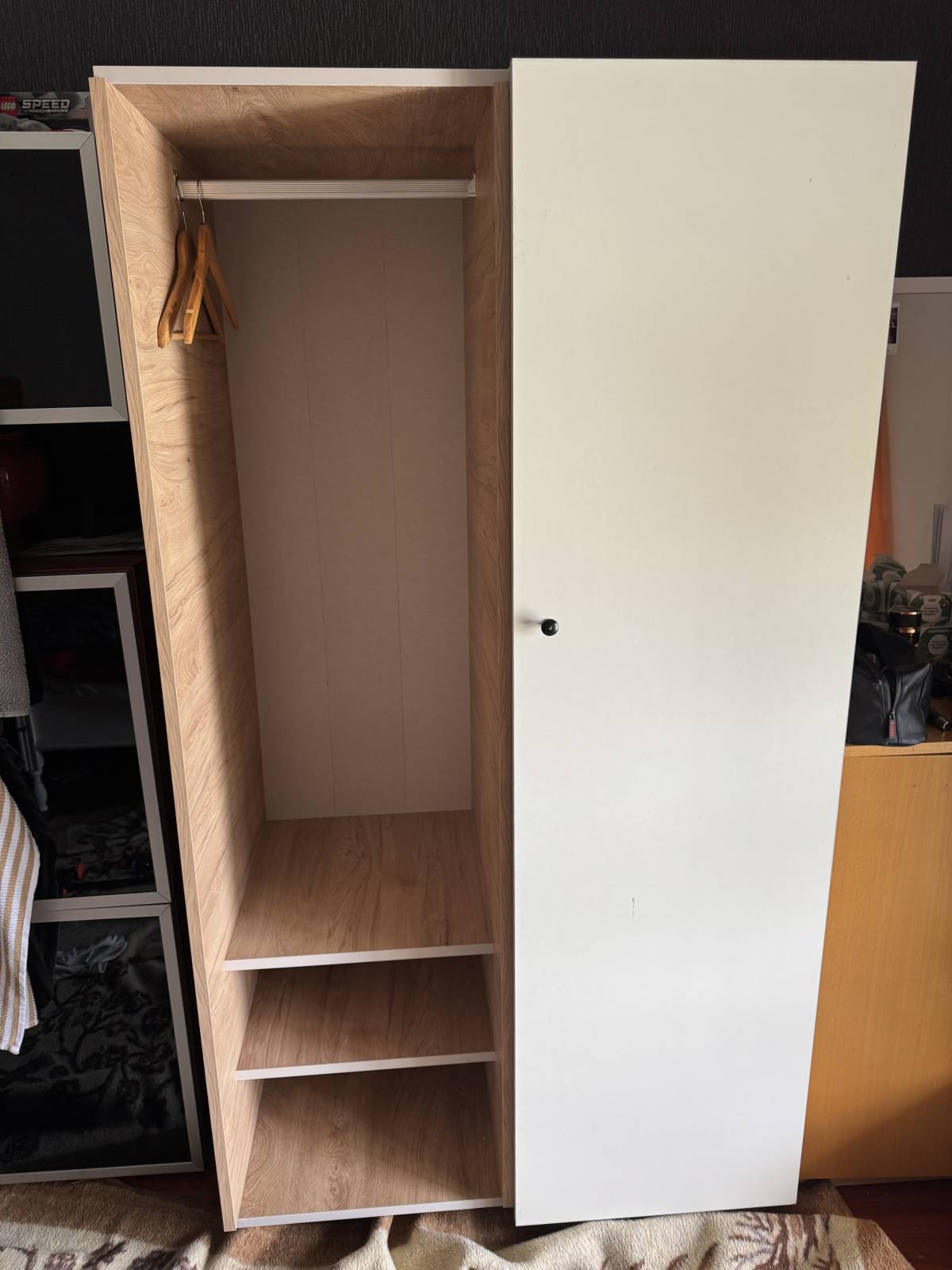 Nucarius - Penafiel - Schrank reparieren
