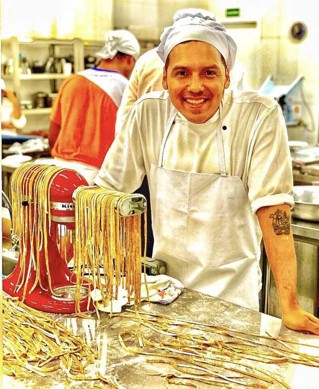 Alexandre Nixon Santo - Porto - Event Help and Wait Staff