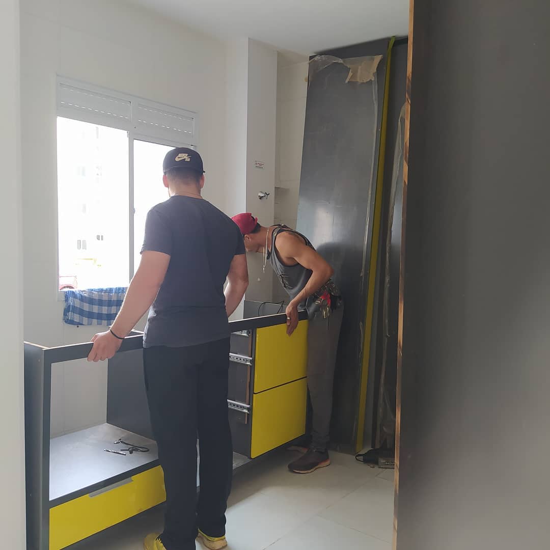 marcenaria okas - Sertã - Suspensão de Quadros e Instalação de Arte