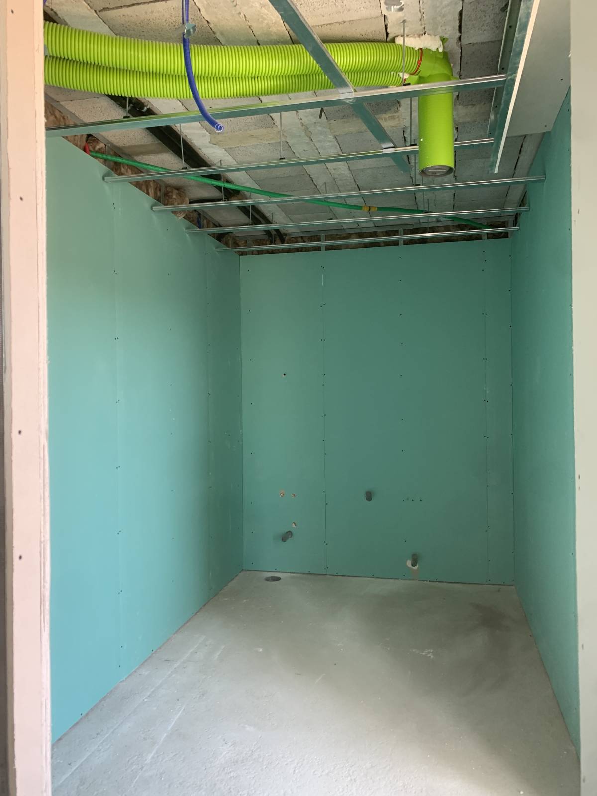 AR remodelações - Braga - Adición de pared interior