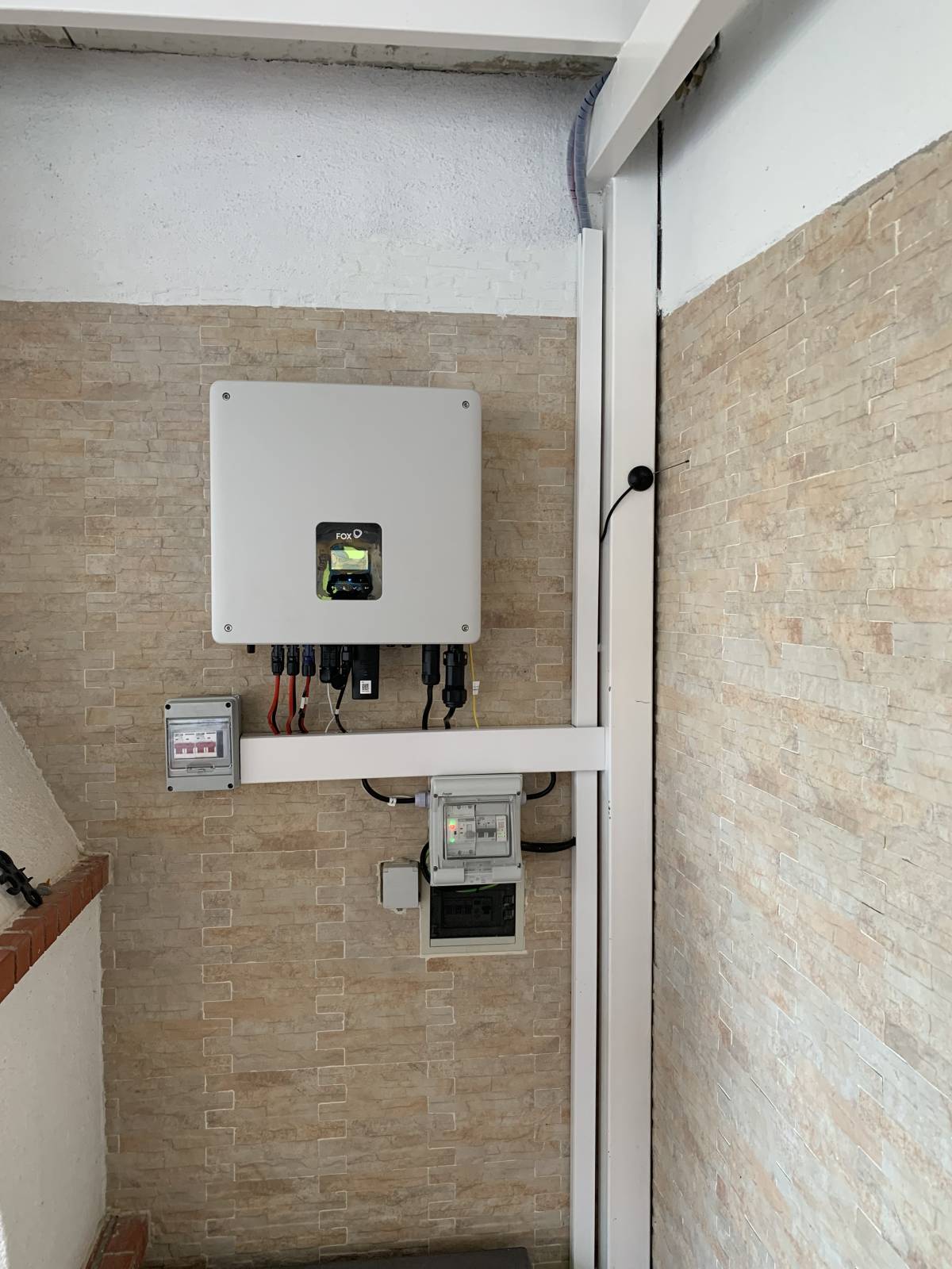 Radiação Solar - Eletricidade e Equipamentos Elétricos - Albergaria-a-Velha - Instalação de Iluminação