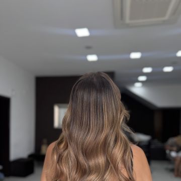 Hairbyanaregina - Matosinhos - Cabeleireiros e Barbeiros