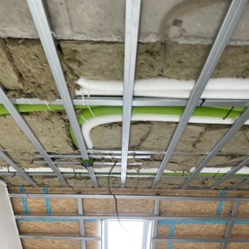 Souza - Palmela - Dachfenster montieren