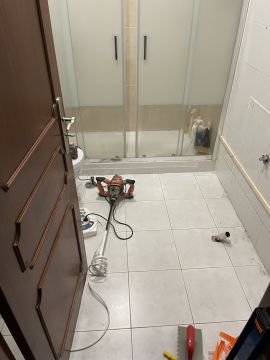 Silva - Lisboa - Stone or Tile Flooring Installation