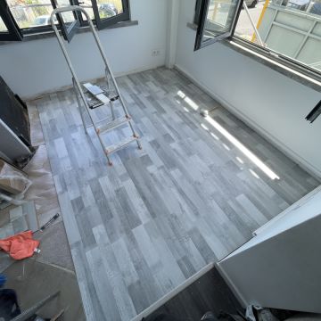Silva - Lisboa - Vinyl or Linoleum Repair or Partial Replacement