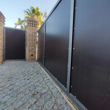 Oleksandr Zhupanyk - Lagos - Limpeza de Cortinas e Cortinados