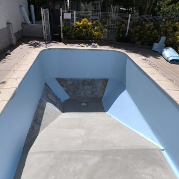 Rayone Santos - Almada - Hot Tub and Spa Installation