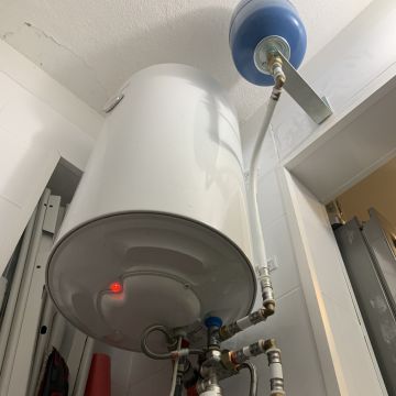 Radiação Solar - Eletricidade e Equipamentos Elétricos - Albergaria-a-Velha - Remodelação de Casa de Banho