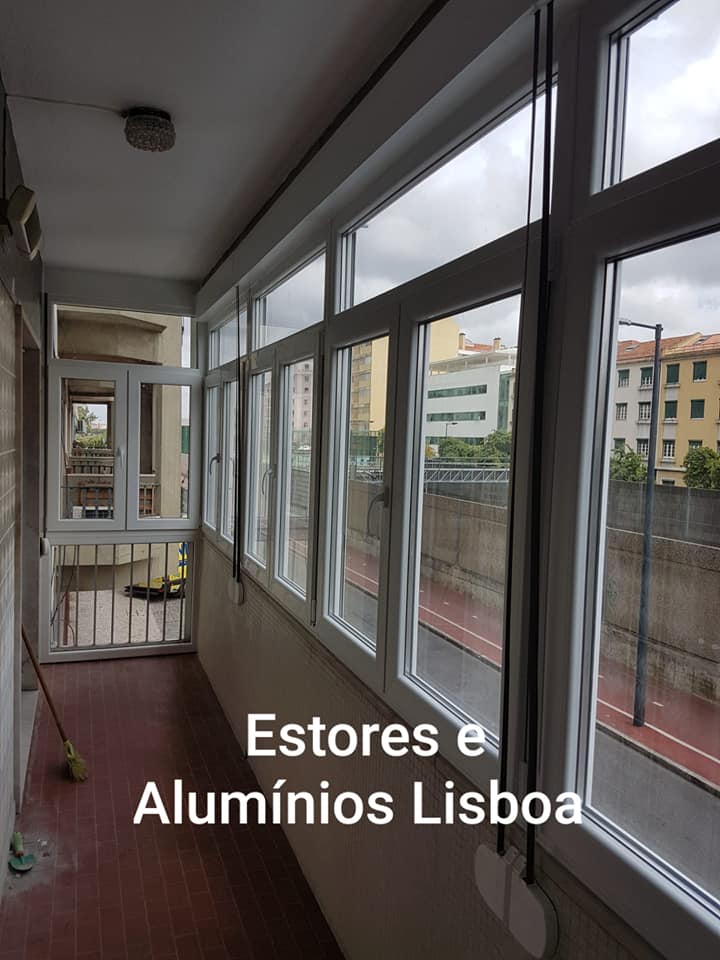 DM&M Estores & Alumínios Lisboa - Loures - Fensterladen montieren