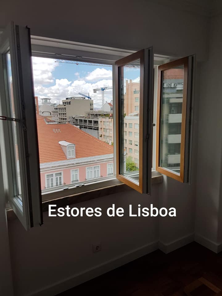 DM&M Estores & Alumínios Lisboa - Loures - Balkonverglasung montieren