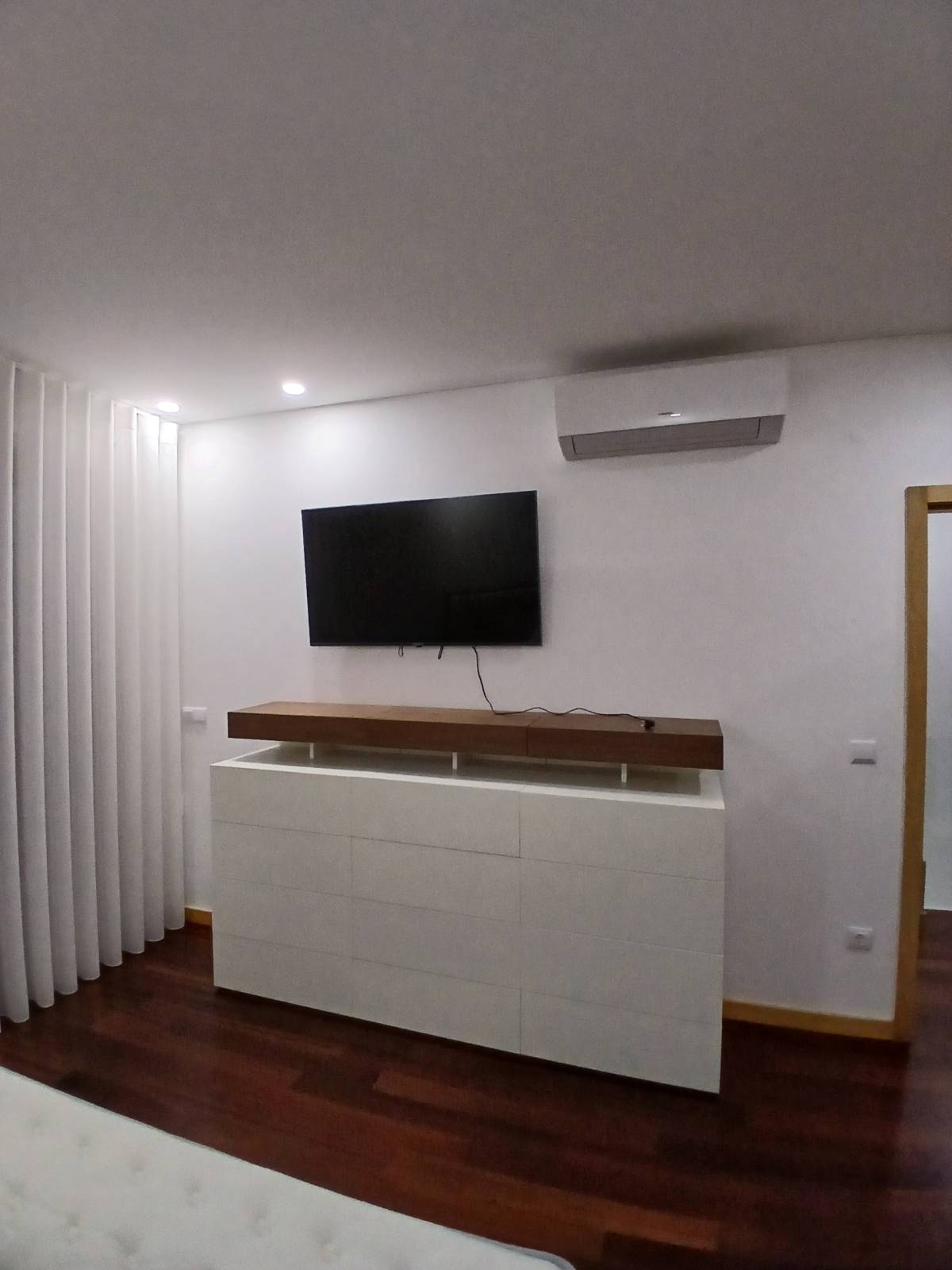 LS MONTAGENS - Vila Nova de Gaia - Instalação de Toldos