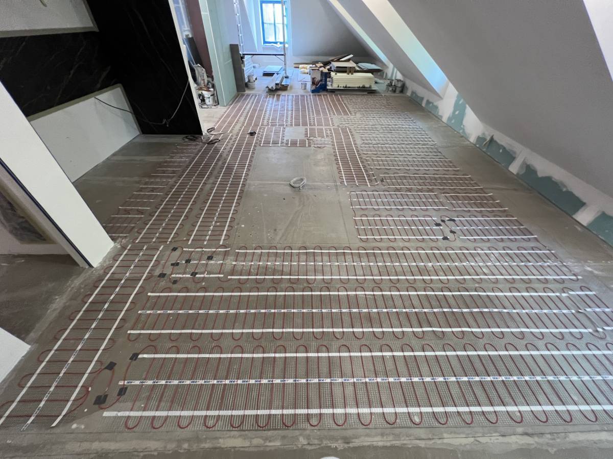 Construções, Mobiliário & Eletricidade - Santarém - Trituración y eliminación de tocones