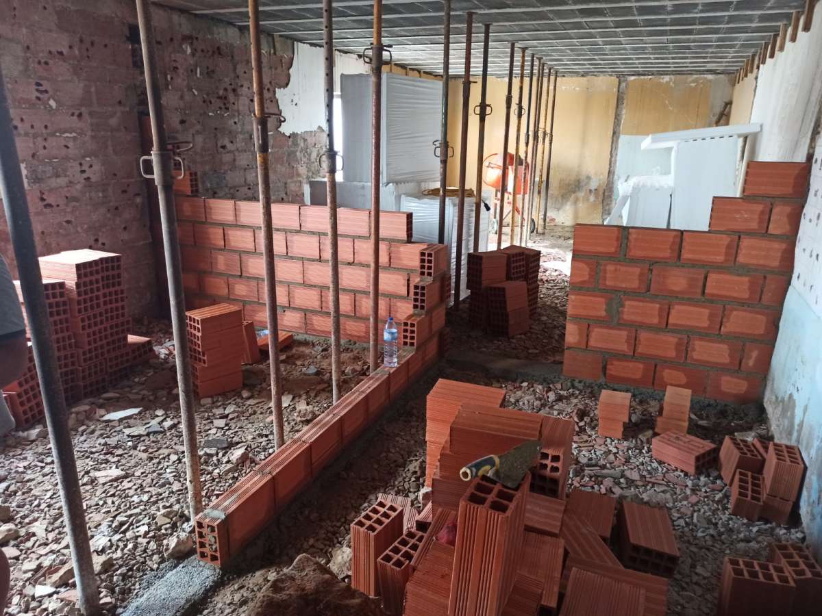 Lucas - Mafra - Stone or Tile Flooring Repair or Partial Replacement