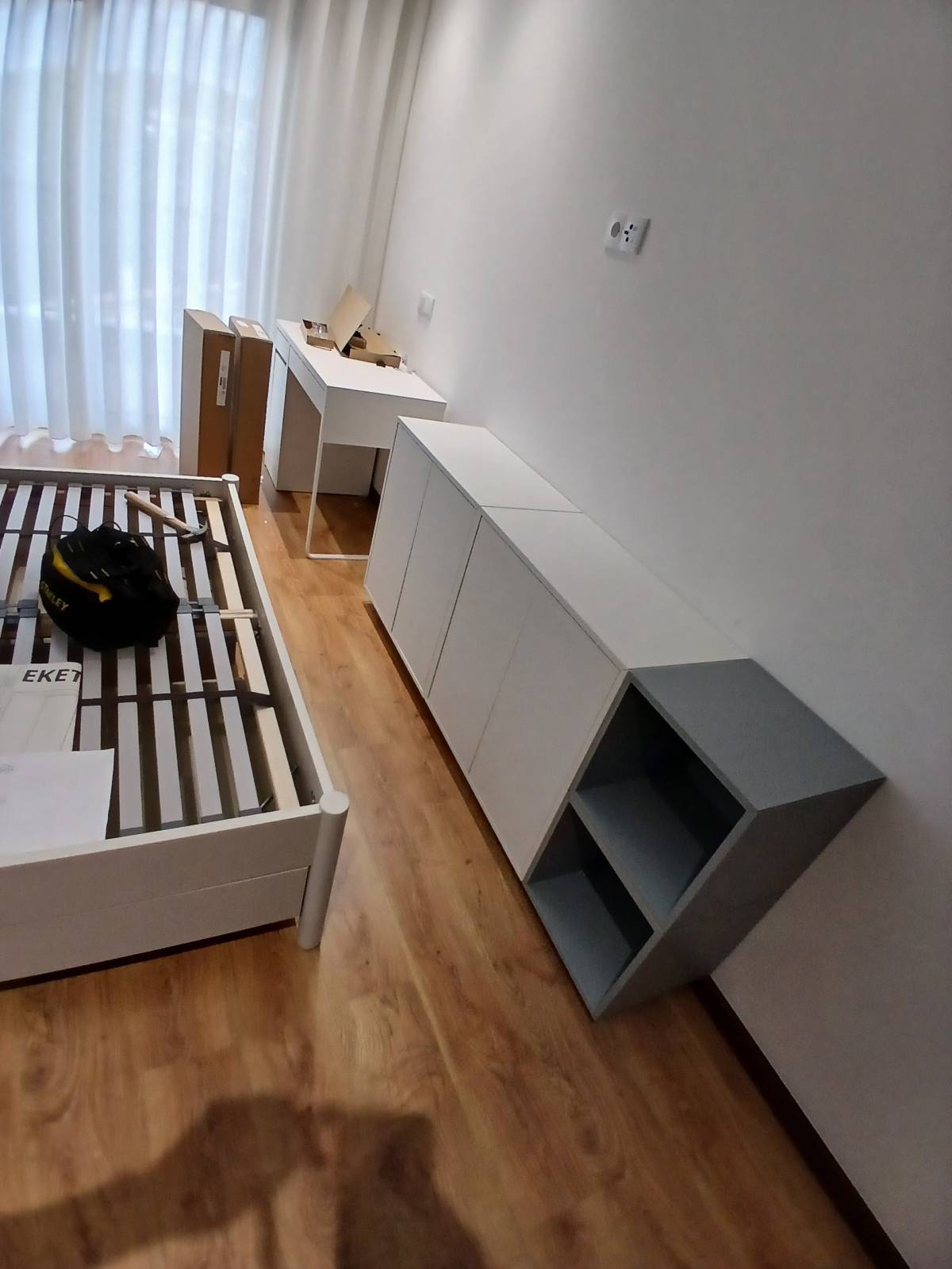 LS MONTAGENS - Vila Nova de Gaia - Montagem de Mobiliário ou Equipamento Exterior