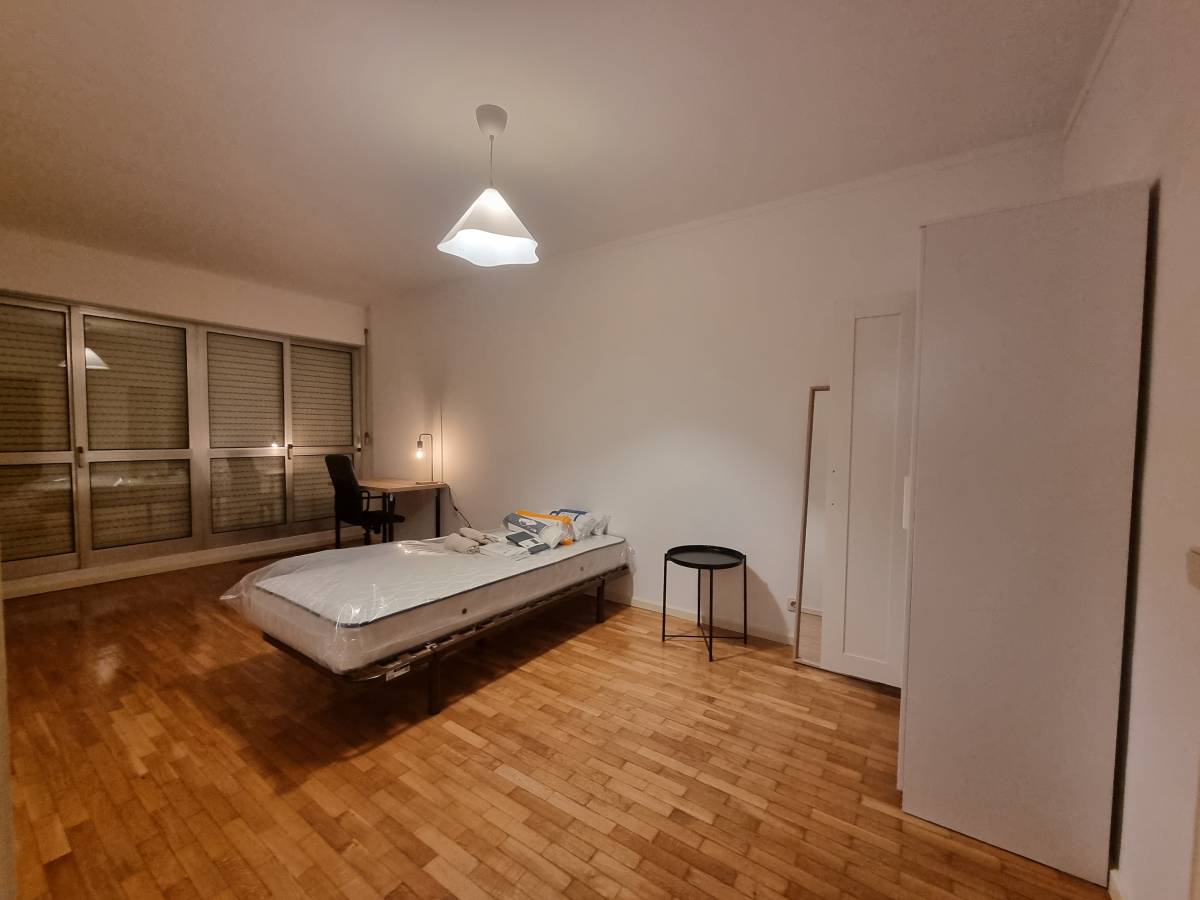 LS MONTAGENS - Vila Nova de Gaia - Window Blinds Installation or Replacement