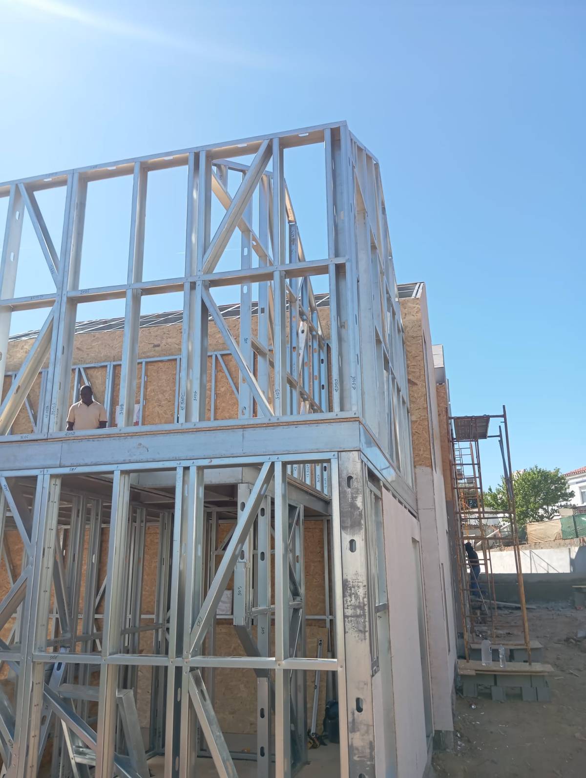 Cireli Drywall & Steelframe - Viana do Castelo - Dachausbau