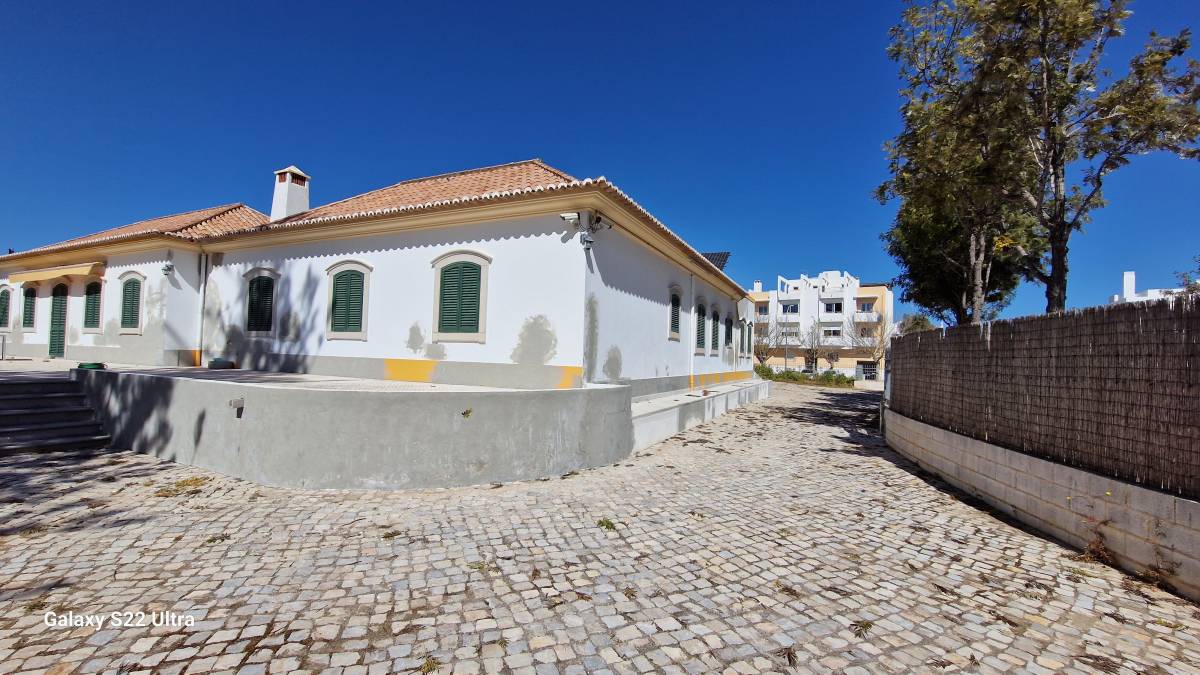 Strato Alto padrão - Faro - Malerarbeiten an Gebäuden