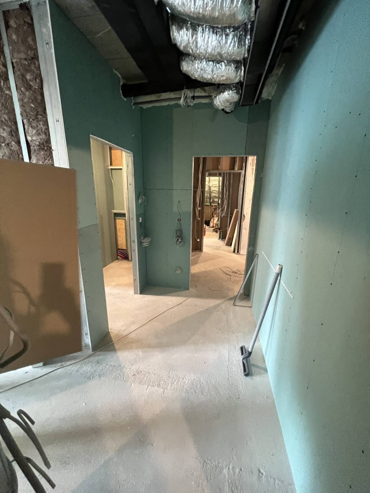 Construções, Mobiliário & Eletricidade - Santarém - Adición de pared interior