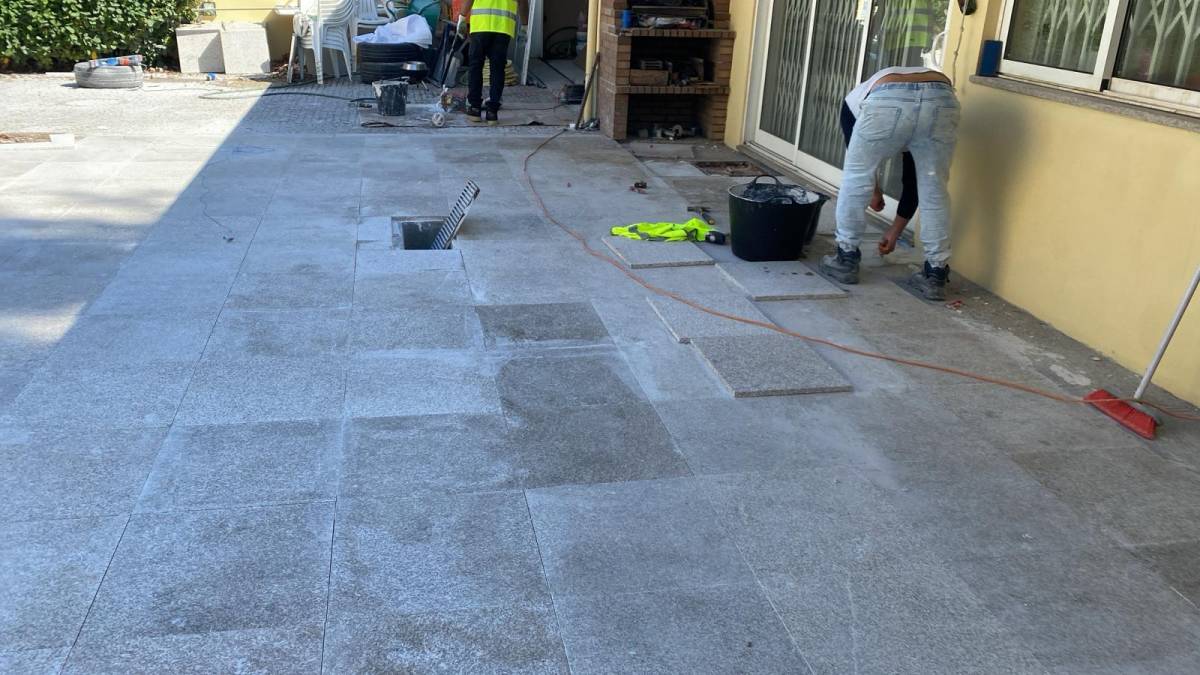 Ir Construções - Gondomar - Colocação de Rodapés
