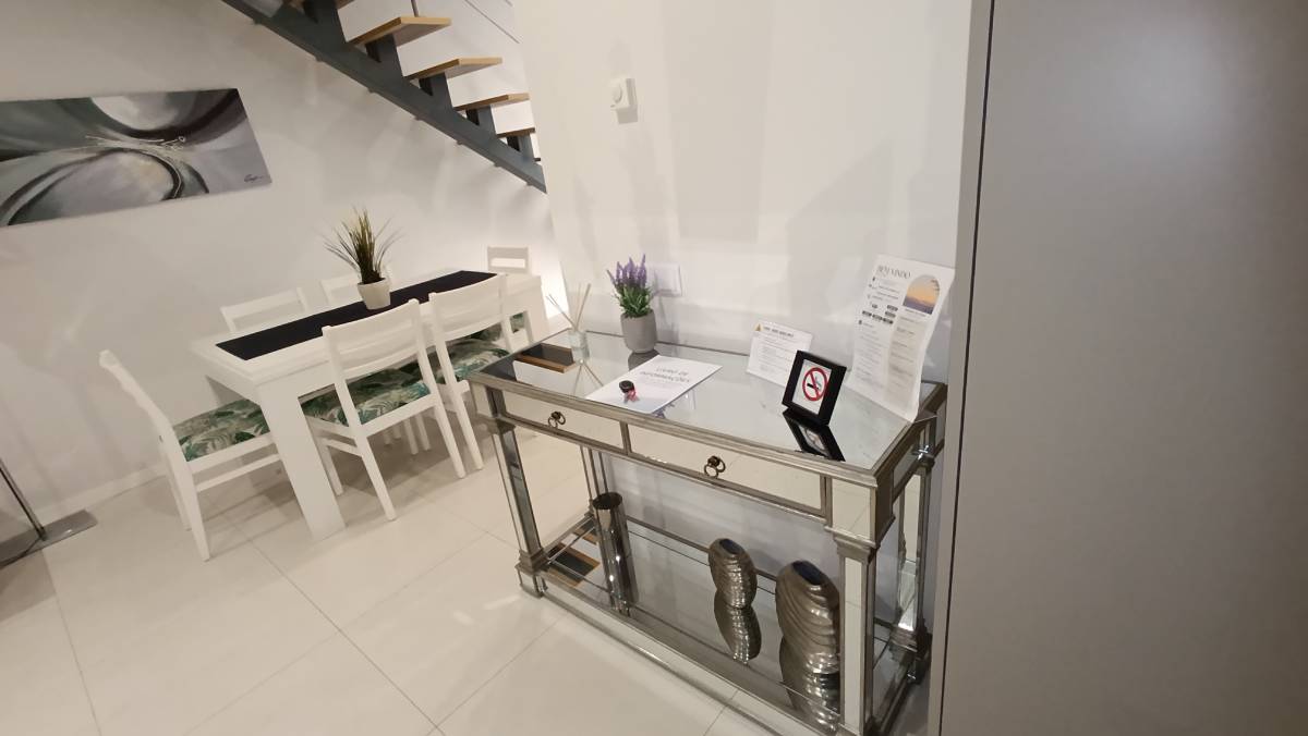 AB&CO - Portimão - Window Blinds Cleaning