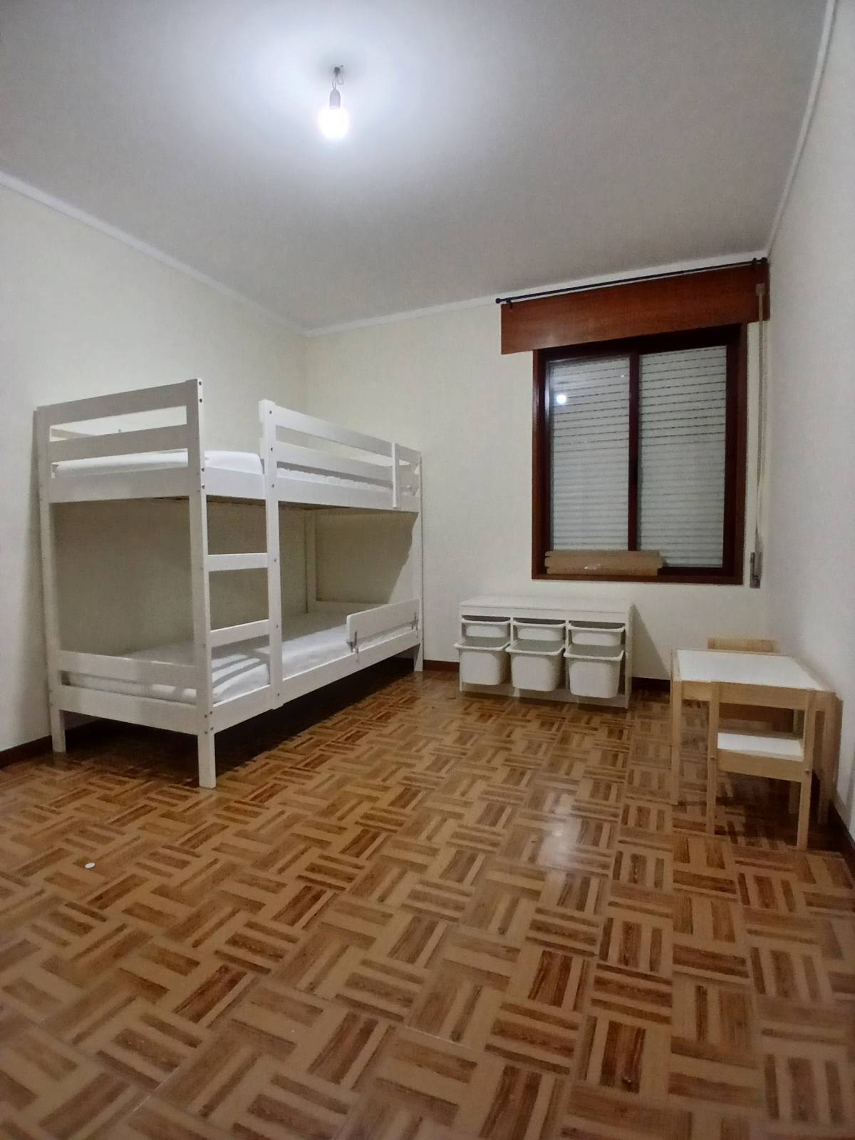 LS MONTAGENS - Vila Nova de Gaia - Instalação de Lâmpada