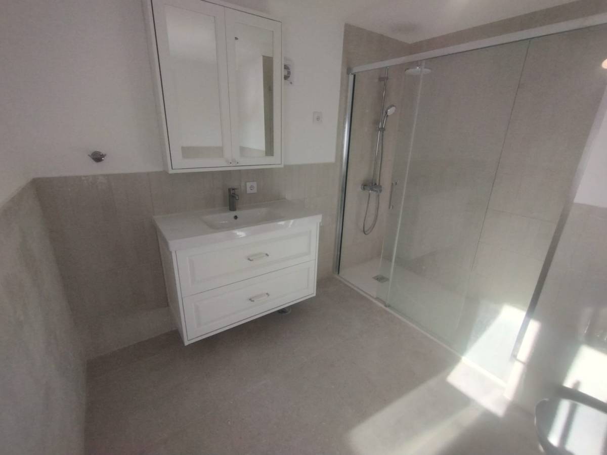source company portugal - Lisboa - Floor Tiling