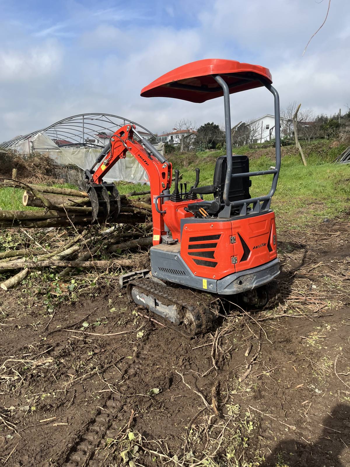 MForce - Vila Nova de Famalicão - Serviço de Bobcat