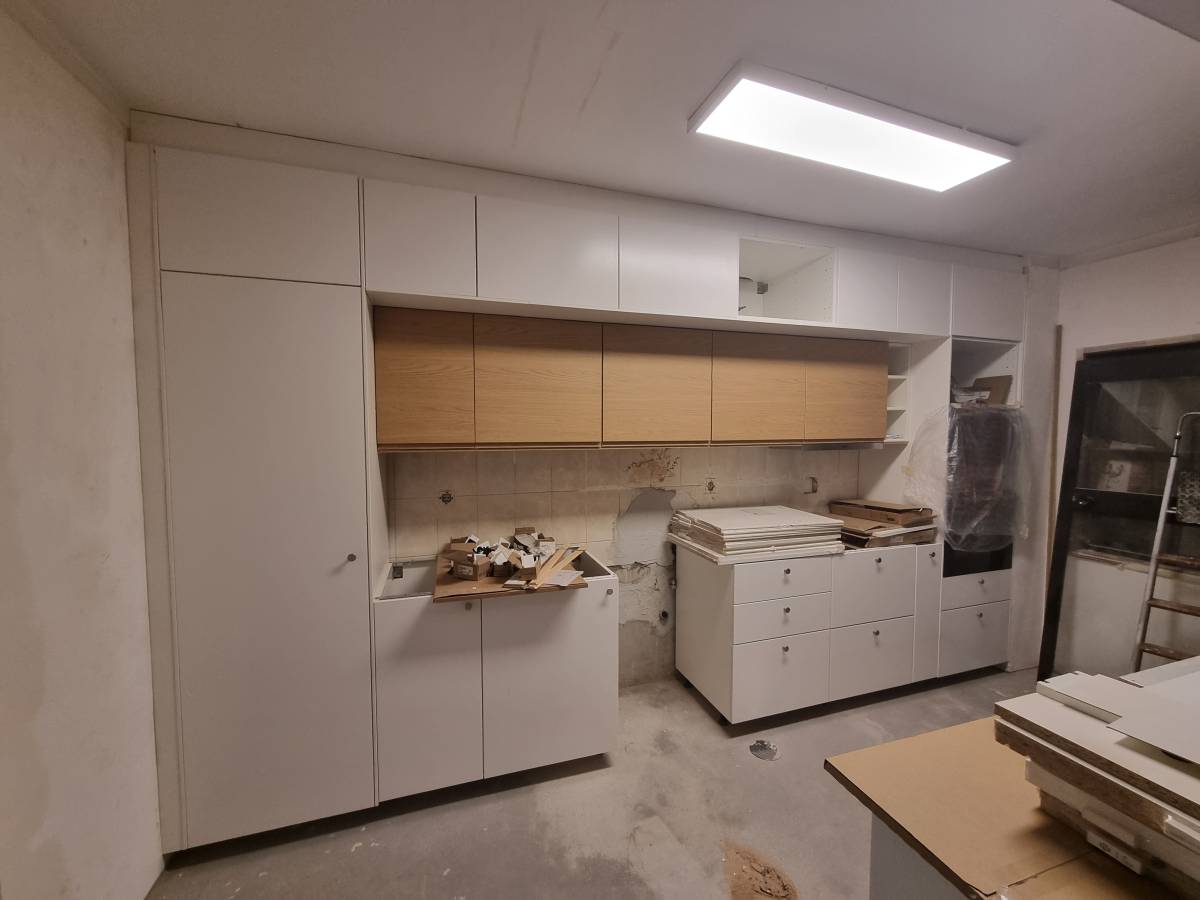 LS MONTAGENS - Vila Nova de Gaia - Bed Frame Assembly