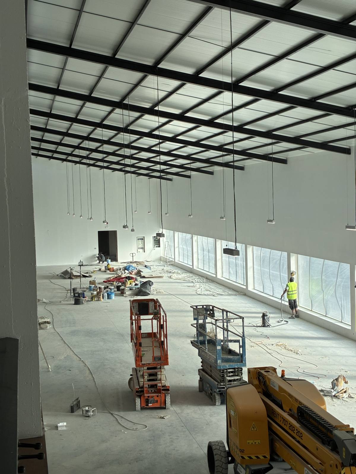 MS Construções - São Pedro do Sul - Instalação, Reparação ou Remoção de Revestimento de Parede