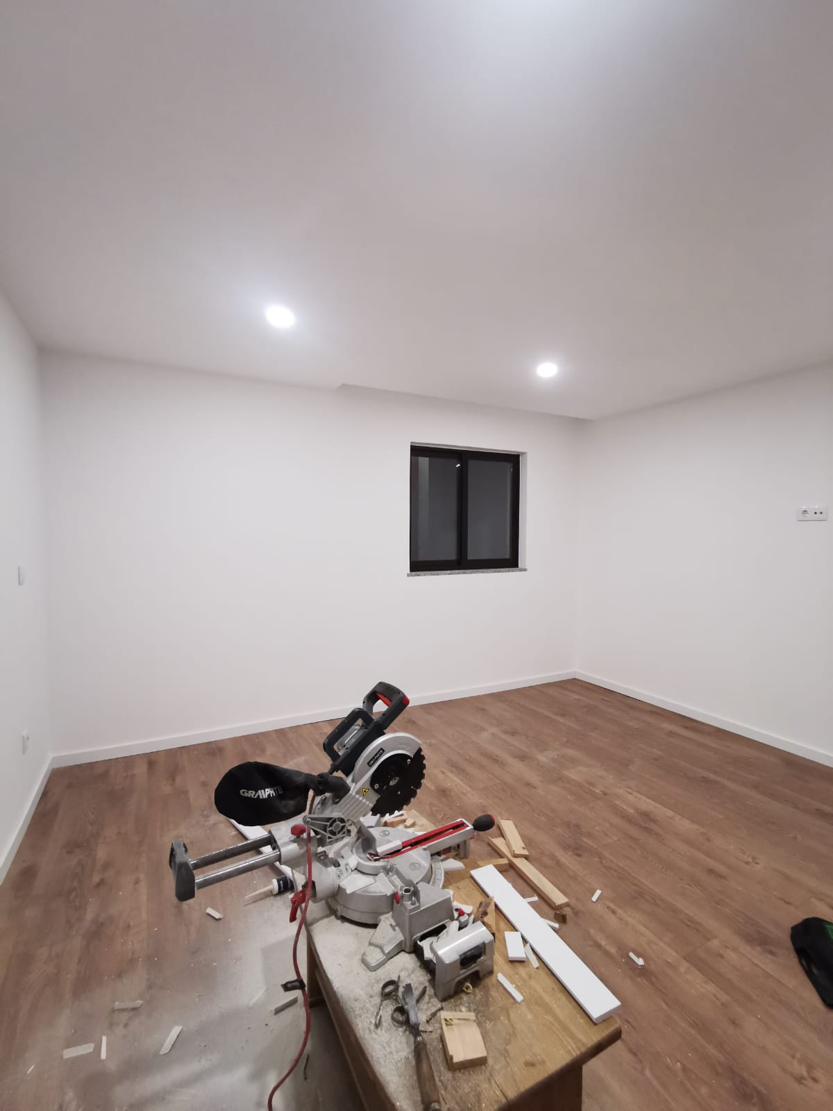 Rocha coelho & couto e silva lda - Penafiel - Pool Table Assembly